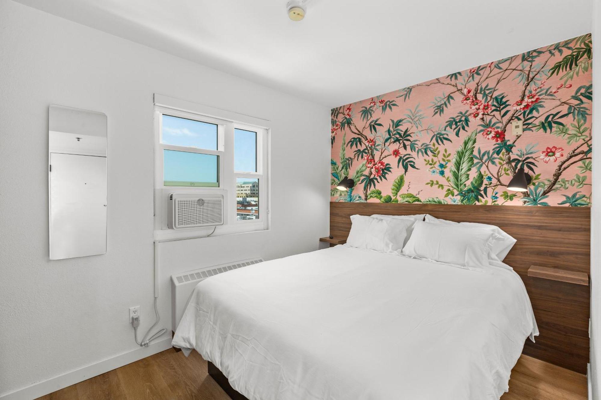 Uptown - Limited Service Apart-hotel San Diego