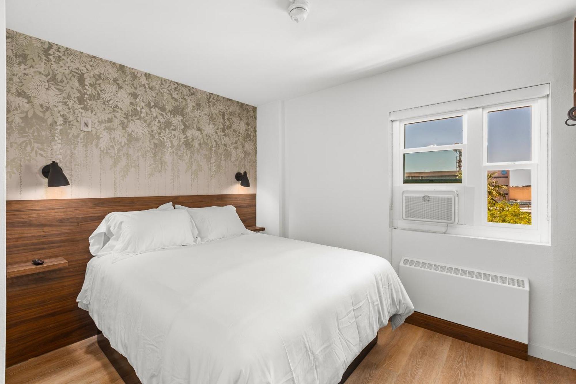 Apart-hotel Uptown - Limited Service *