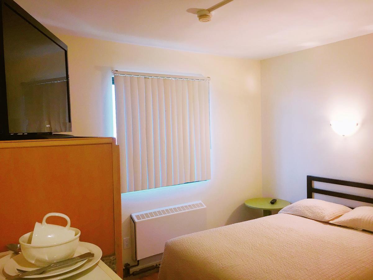 Uptown - Limited Service Apart-hotel *