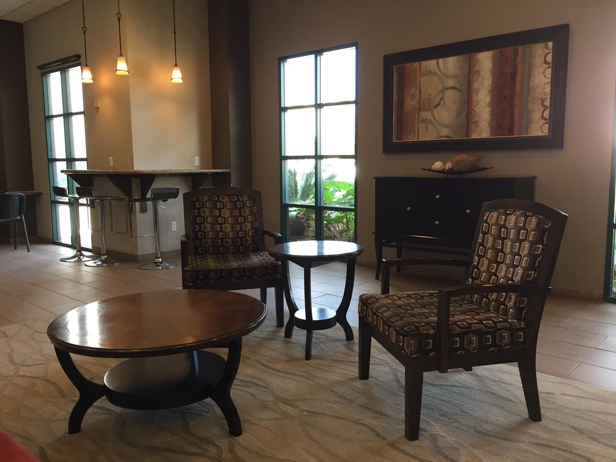 Apart-hotel Uptown - Limited Service *